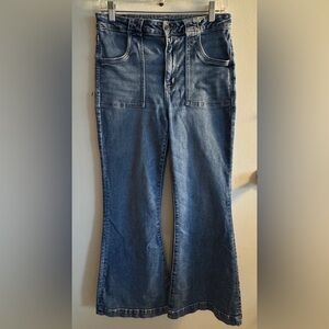American Eagle Super Hi-Rise Flare Women's Jeans
